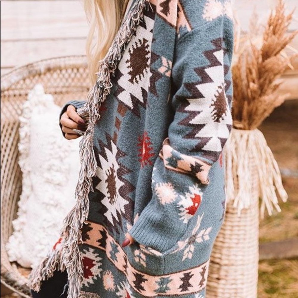 New Cowichan Print Blanket Western Fringe Cardigan Sweater - Picture 4 of 10